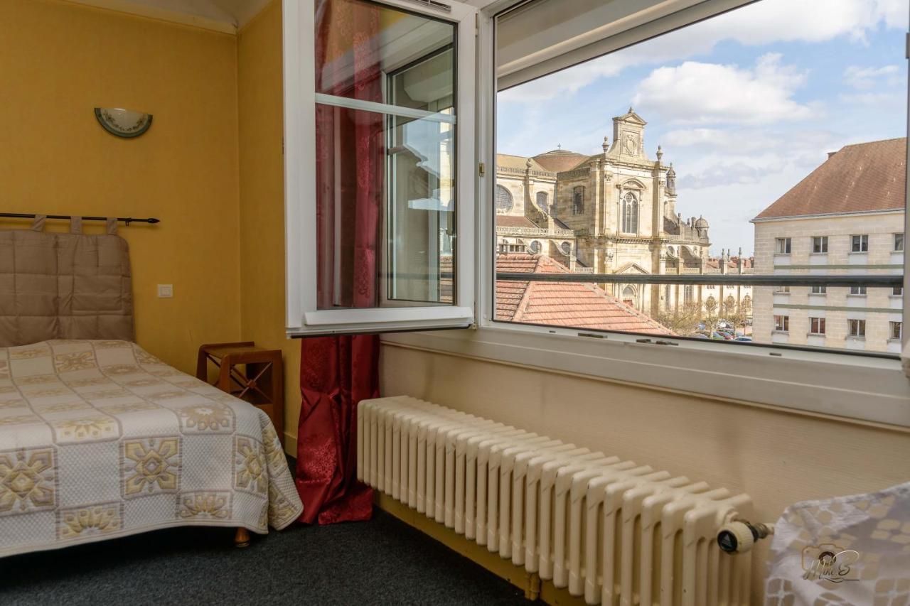 Hôtel de la Cloche SP Reims Extérieur photo