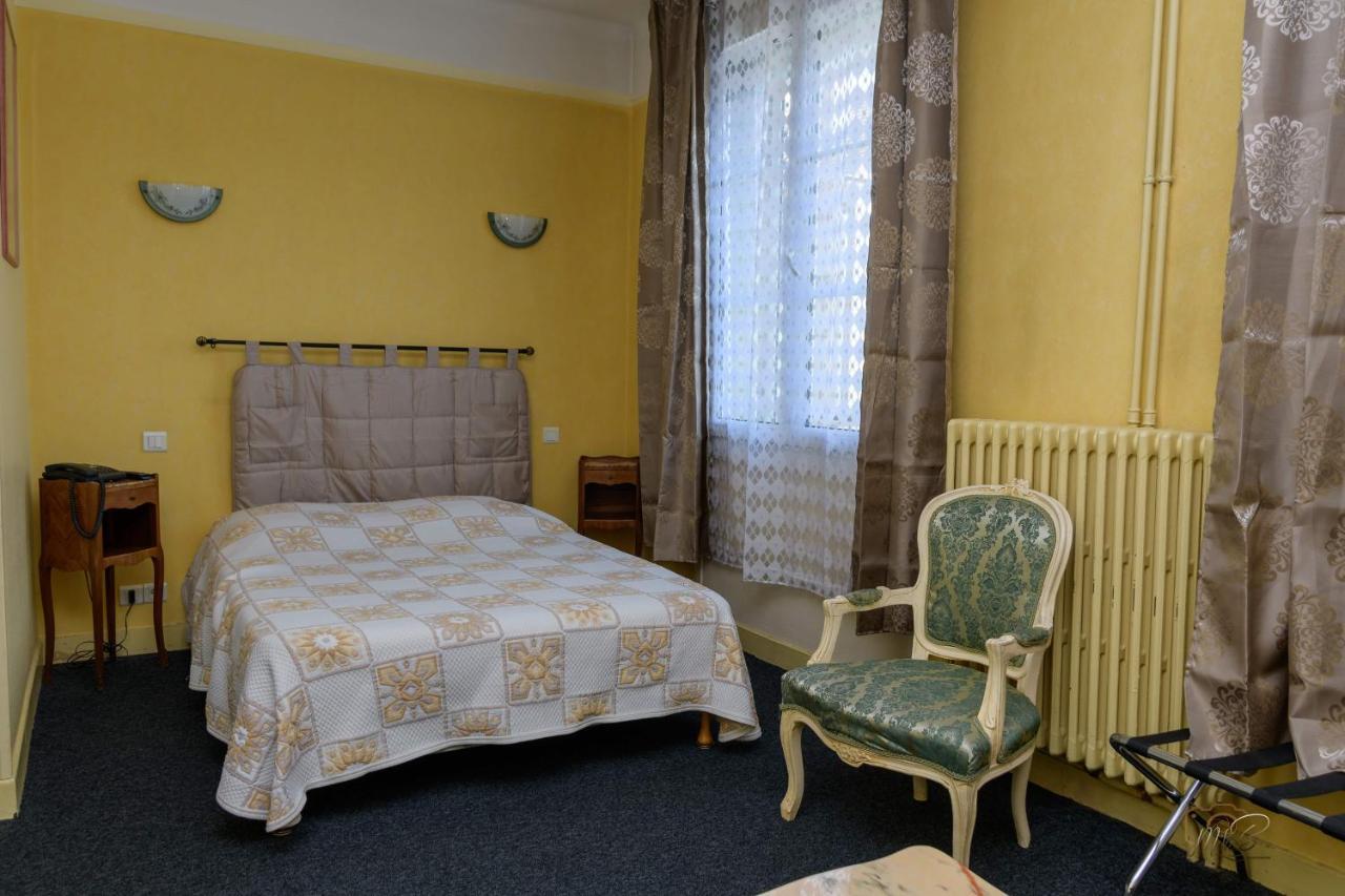 Hôtel de la Cloche SP Reims Extérieur photo