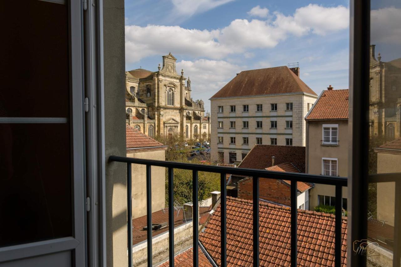 Hôtel de la Cloche SP Reims Extérieur photo