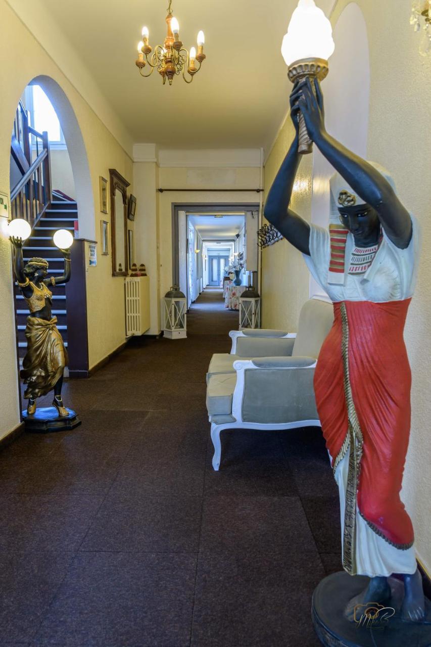 Hôtel de la Cloche SP Reims Extérieur photo